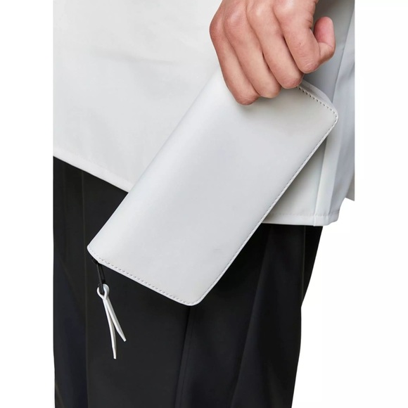 Rains | Unisex Wallet Made For Wet Weather in Off White - Picture 1 of 15